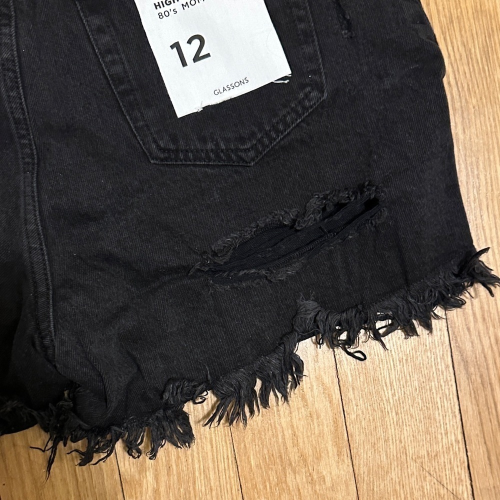Glassons Black Distressed High Rise Jean Shorts - NWT!! Size 12 - Picture 4 of 4